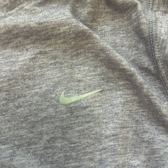 Nike Running Pullover Dri Fit Hoodie Purple size Medium - Picture 3 of 5